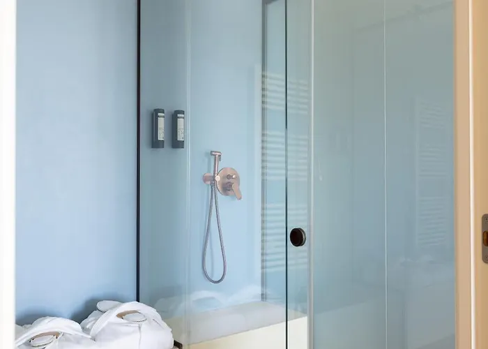 Metamare فندق Cozze